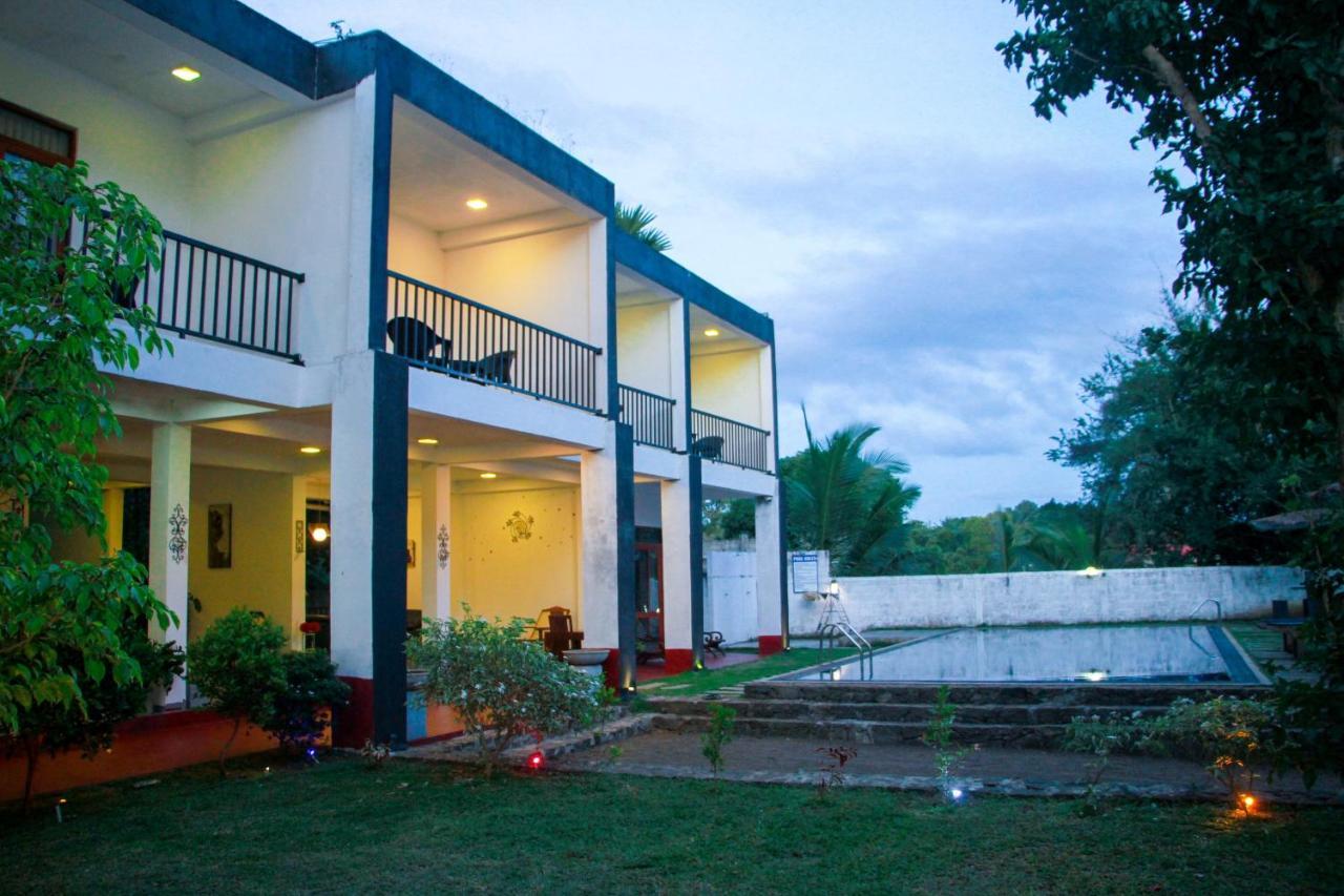 Amelia Hotel 4*