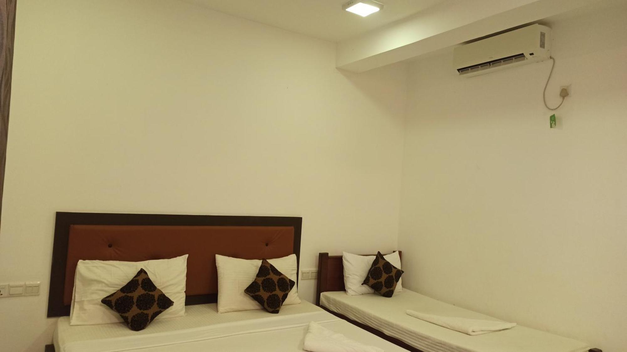 Hotel Amelia 4*
